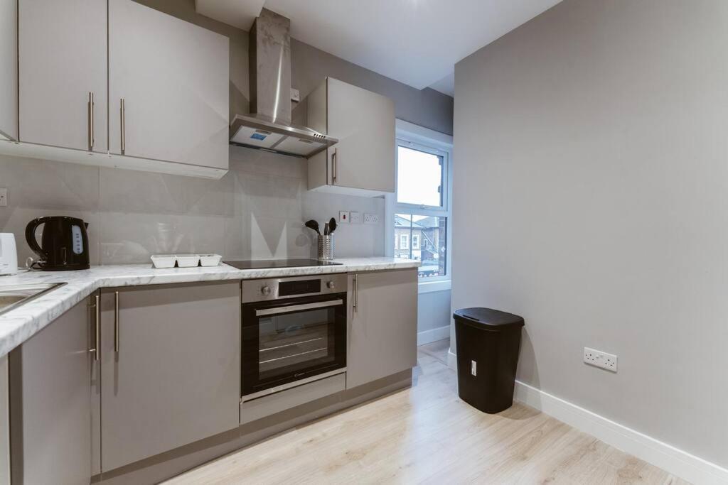 Charming Central London Kitchenette - Your Ideal Stay In The Heart Of The City Exteriör bild